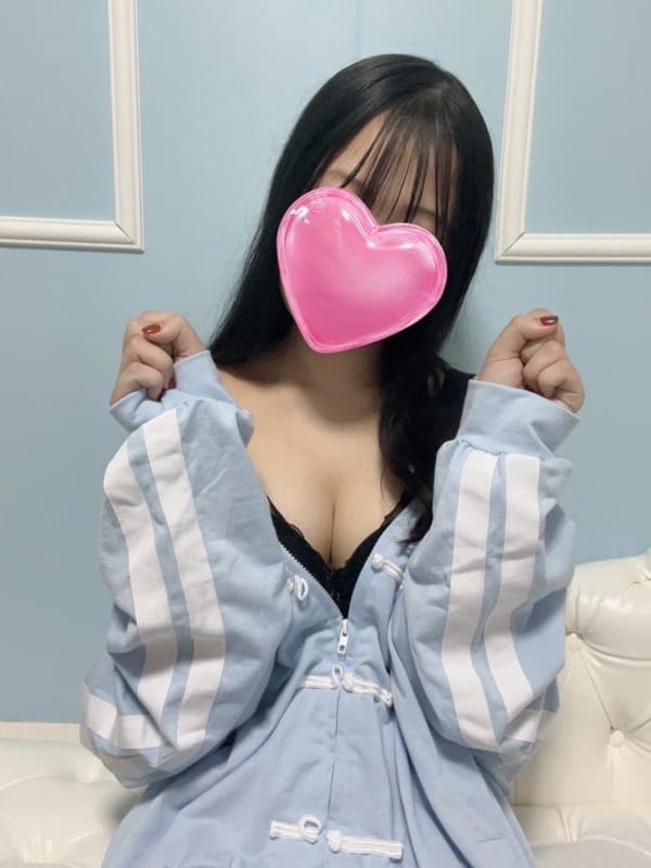 ☆しき☆【 愛嬌抜群♡ゼロ距離密着】