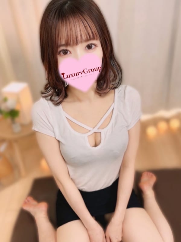 つきの|新小岩ラグジュアリーで評判の女の子