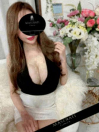 雫石 美那|MASERATI(マセラティ)でおすすめの女の子