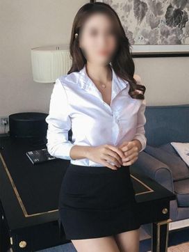 カナ|シークレットで評判の女の子