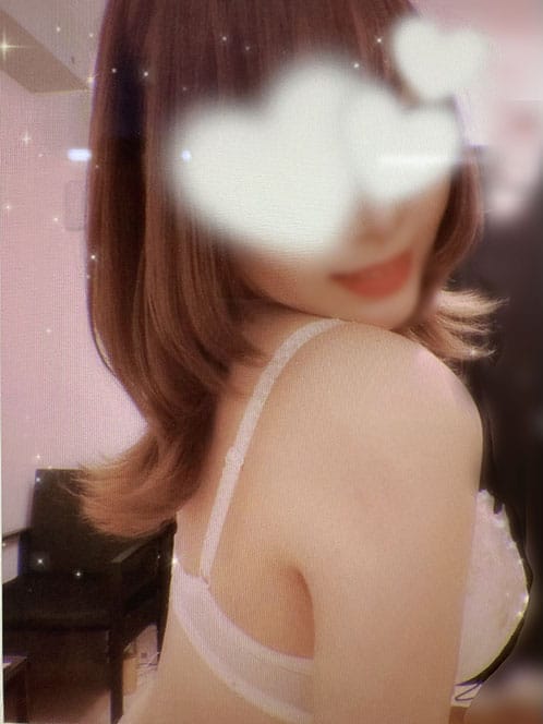 奈緒（なお）|ラヴィアンローズでおすすめの女の子