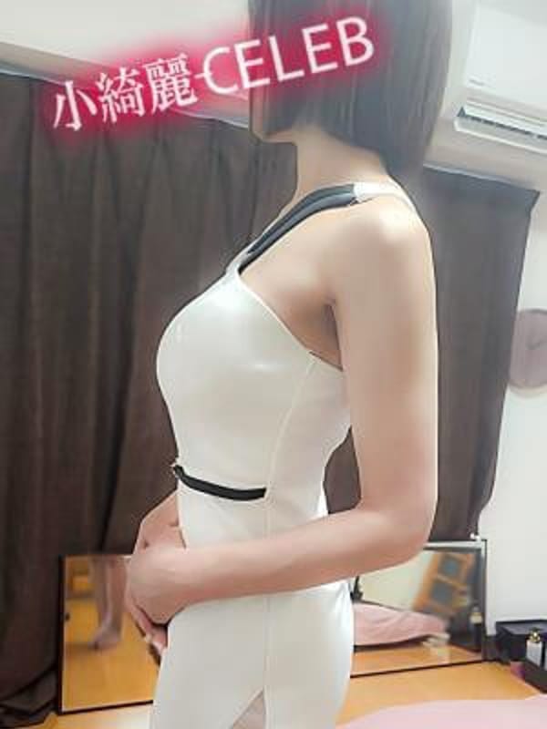 吹石|小綺麗CELEB -セレブ-でおすすめの女の子