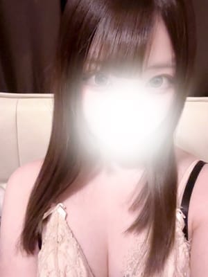 新人ましろ