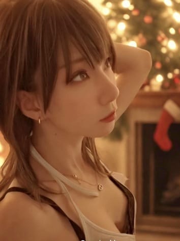 山﨑みりあ