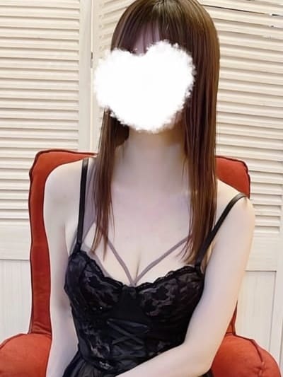夏木ひとみ