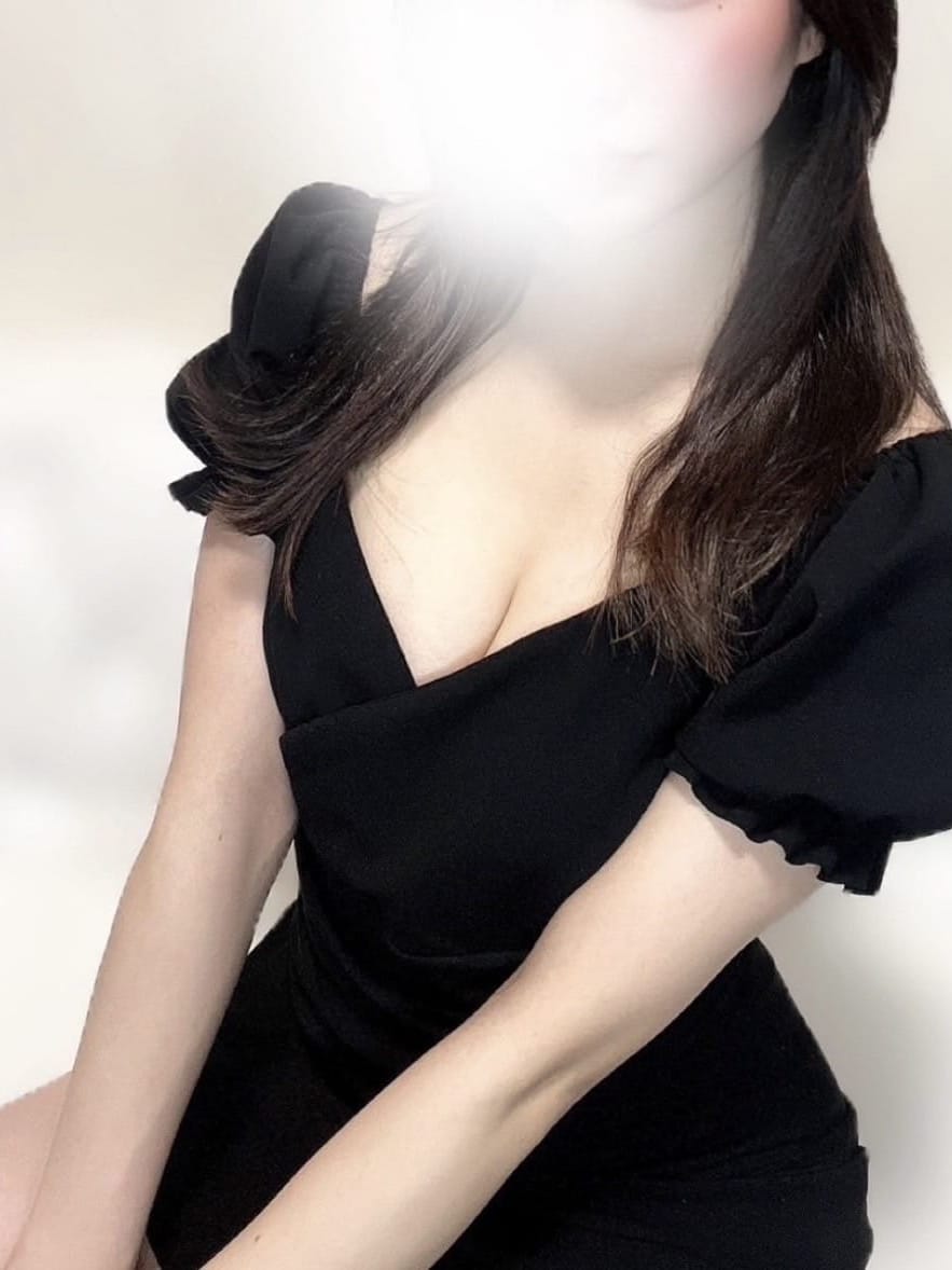えみり