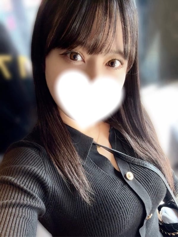 岡田みお|Fever 池袋ルームでおすすめの女の子