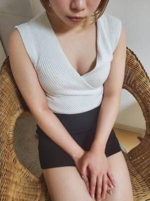 桃瀬はる