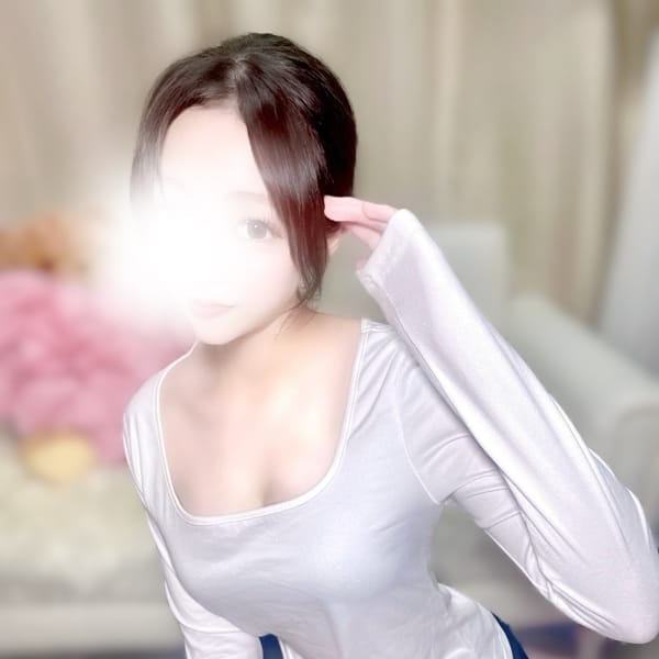 あいな