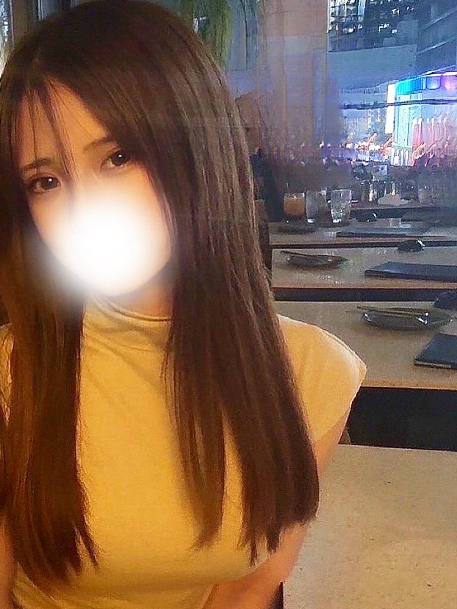 美波もえ|Lumière et ombre～ルミエール エ オンブルでおすすめの女の子