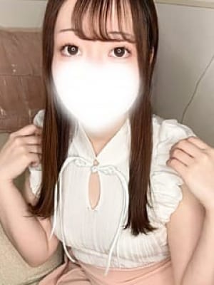 白花ゆい