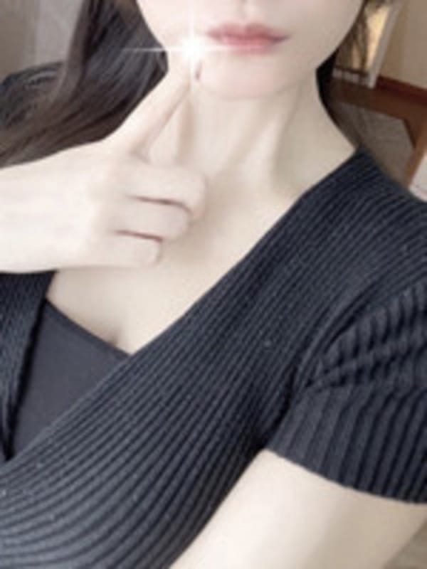 綾瀬|Priceless Time～かけがえのないとき～で評判の女の子