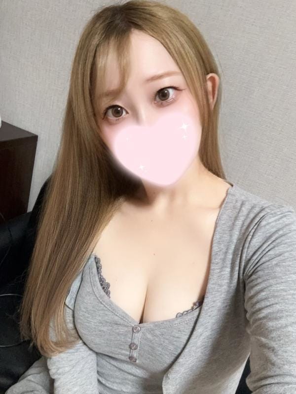 柚木まなか