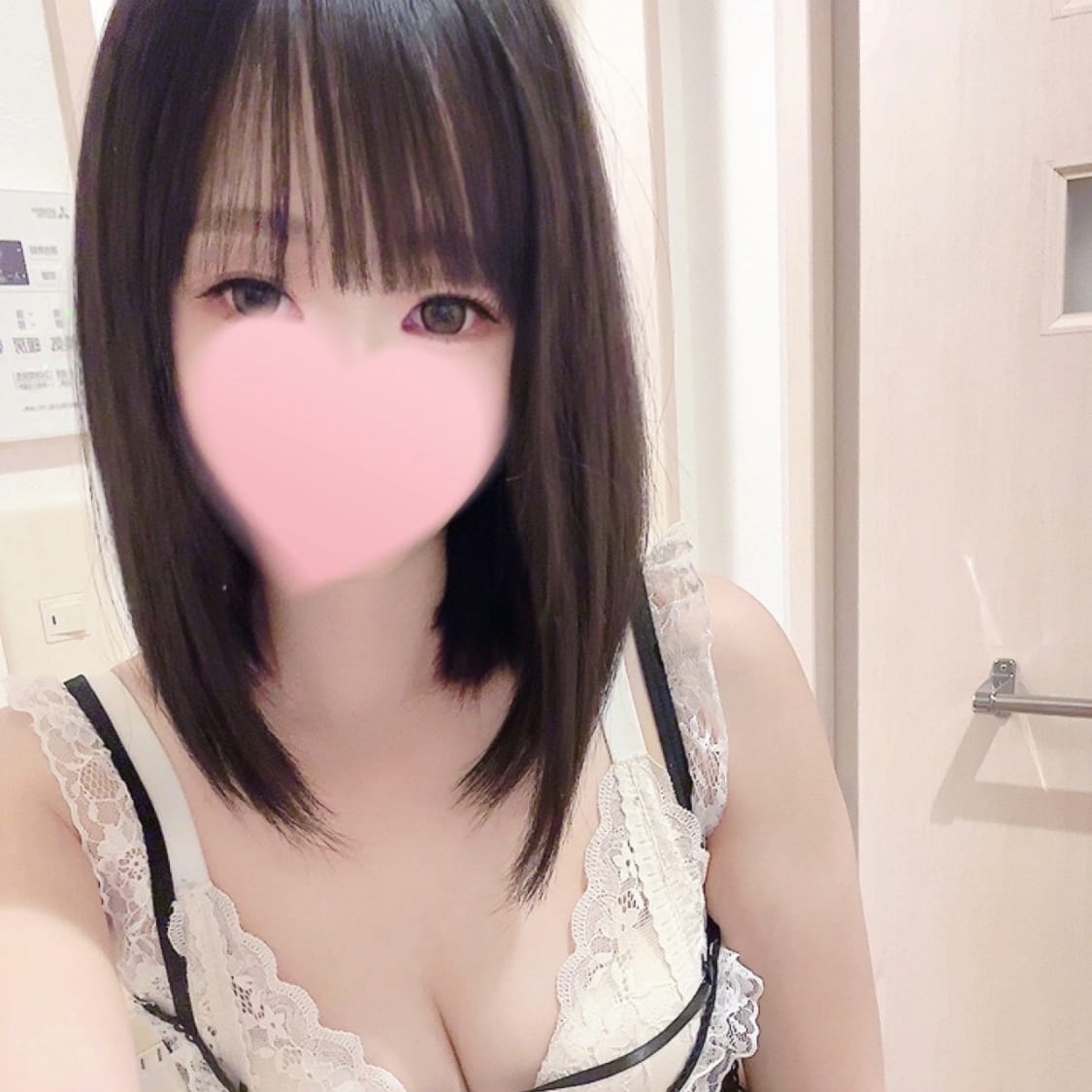 三井  れな | あぶら屋 本店(北九州・小倉)