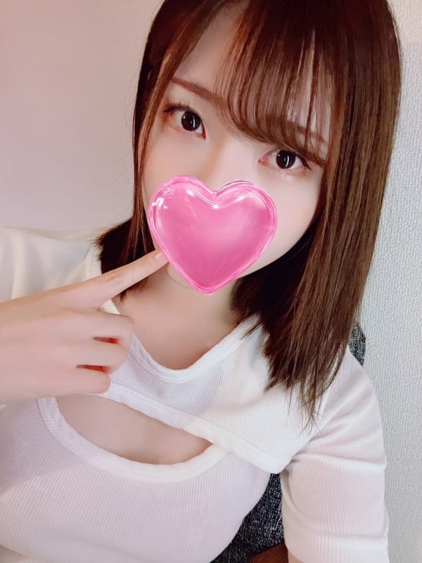 まゆ|王様のエステでおすすめの女の子