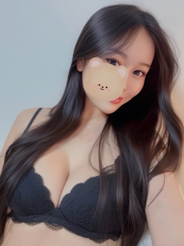 月野しいか|東京アロマエステでおすすめの女の子