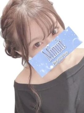 愛白 うさぎ|Minuitで評判の女の子