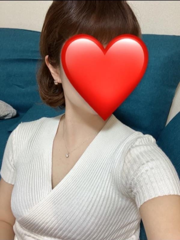 かえで|天華でおすすめの女の子