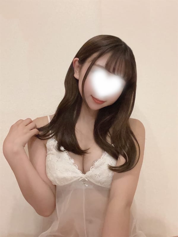 愛染れな|feather touch 北千住店で評判の女の子