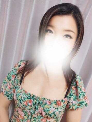 花岡凛|ナチュラルリフレでおすすめの女の子