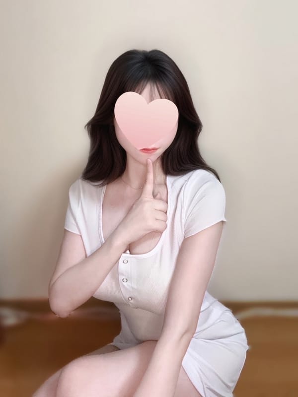 瞳しゅり