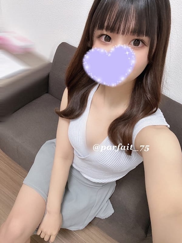 なこ|Parfait～パルフェでおすすめの女の子