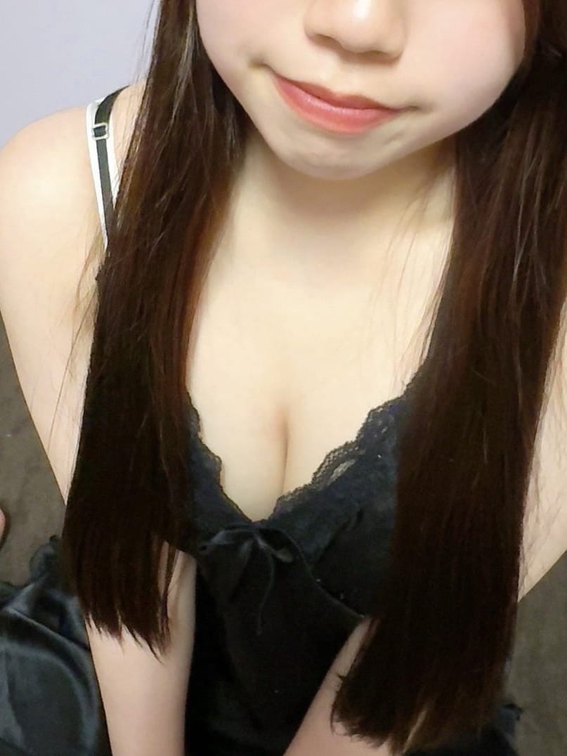 りな|ミルボンで評判の女の子