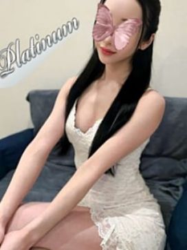 華宮るな|Larima Spaで評判の女の子