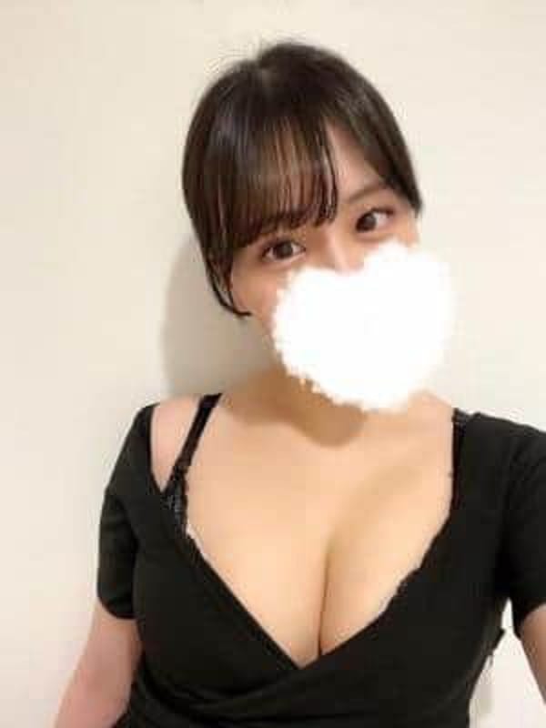 白石 もも|CENTRALで評判の女の子