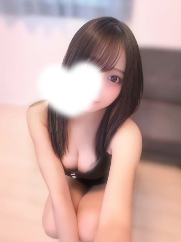 近日デビュー