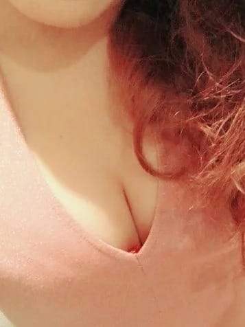 Asami|Moomで評判の女の子