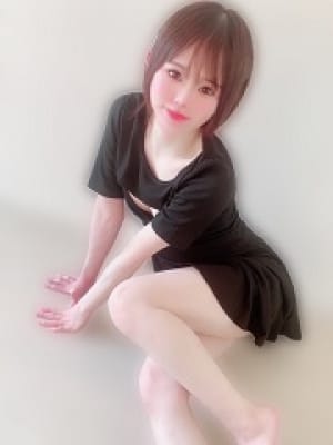 来栖りお|ＣＬＯＶＥＲでおすすめの女の子