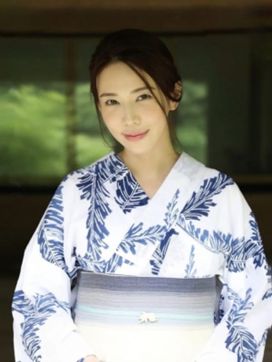 蝶 ゆり子|神の領域で評判の女の子