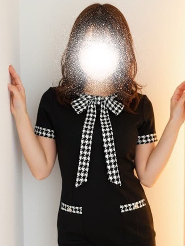 妃菜乃（ひなの）