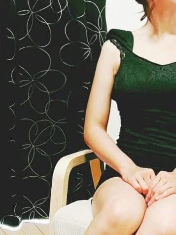 もも|ゴールドムーンでおすすめの女の子