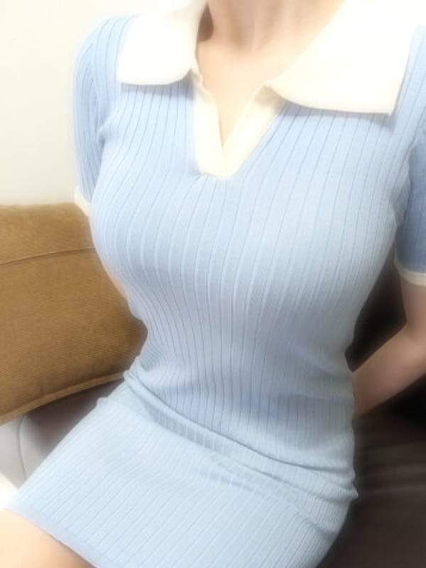 尾形みな