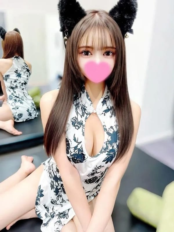 果穂（カホ）|MERFOIS（メルフォア）で評判の女の子