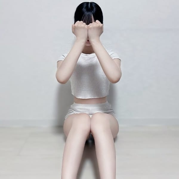 彩萌　れな