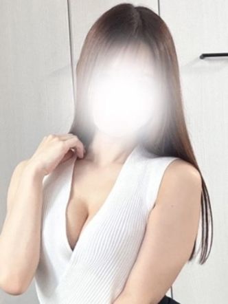 結月 ゆり|マダム ラ・ペでおすすめの女の子