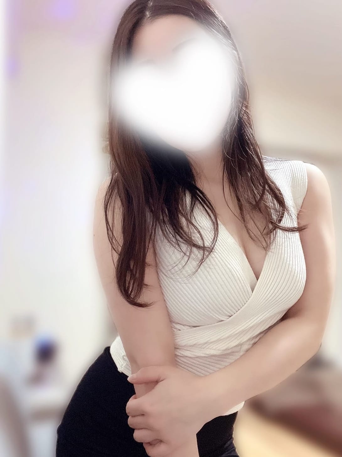胡蝶みあ