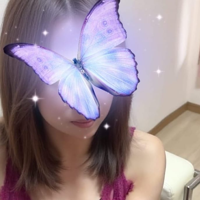 愛 | Mrs.GyaO(福岡市・博多)