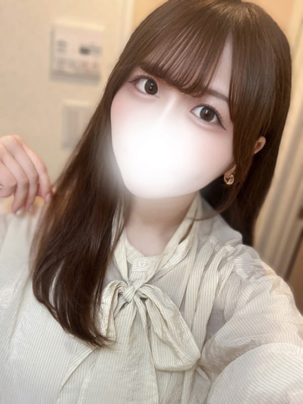 春崎 めい|FIRST CLASSでおすすめの女の子