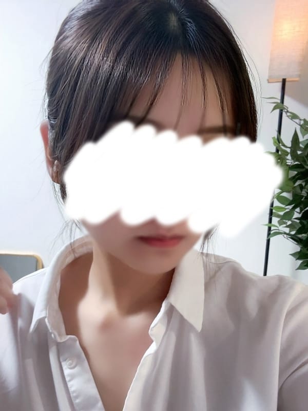もか|アロマダイヤモンドで評判の女の子