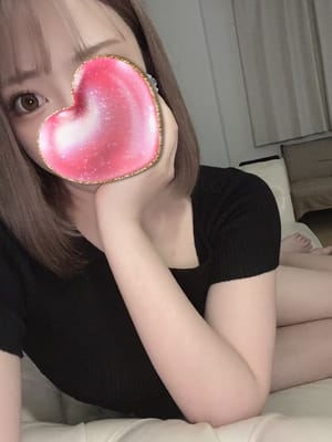 小宮ひなの|マロン三軒茶屋でおすすめの女の子