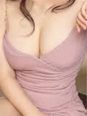 愛|モエでおすすめの女の子