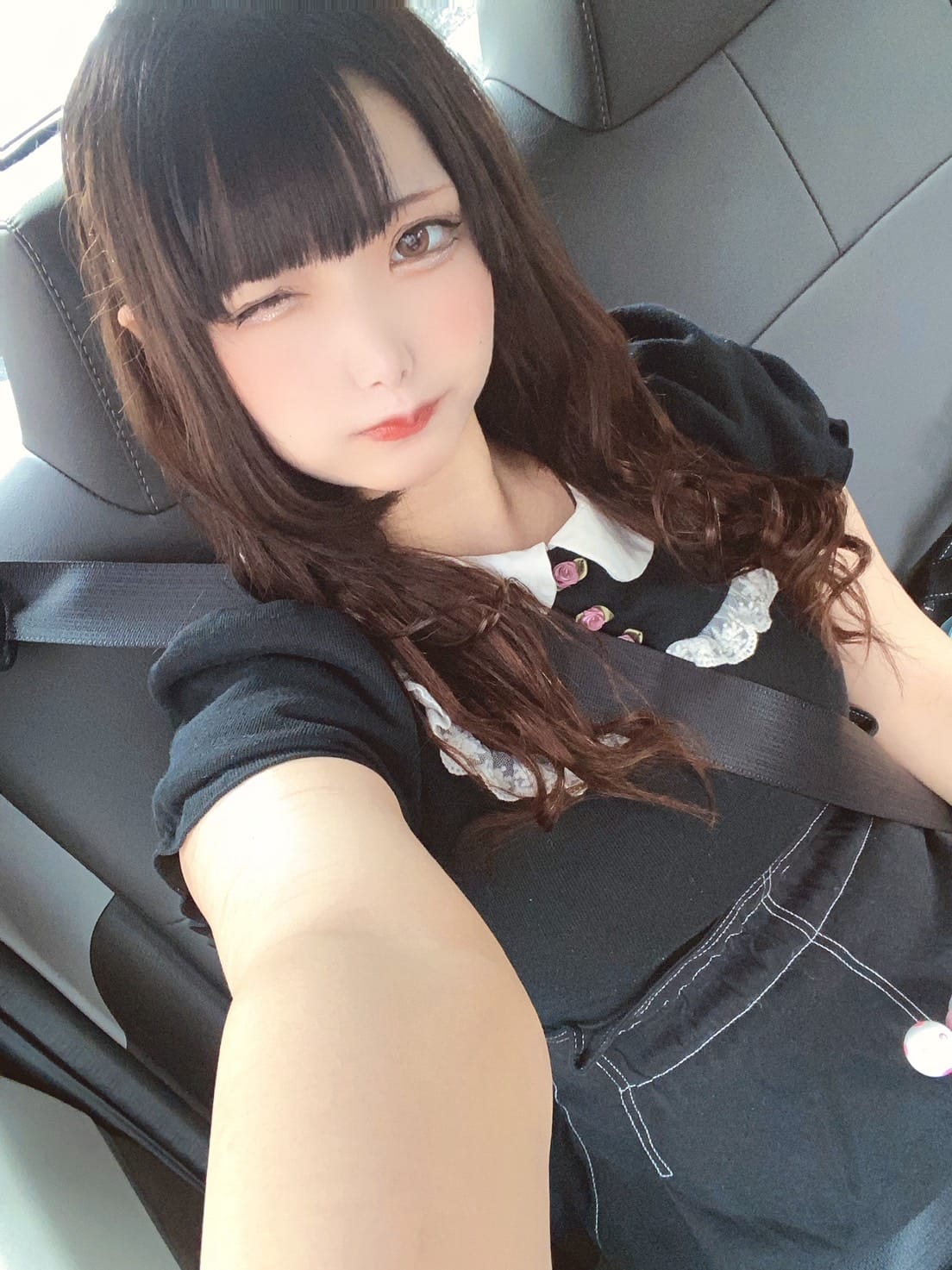 鎌田いお