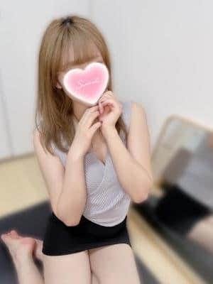 本郷なぎ