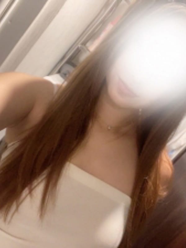 芹沢れん|神の領域でおすすめの女の子