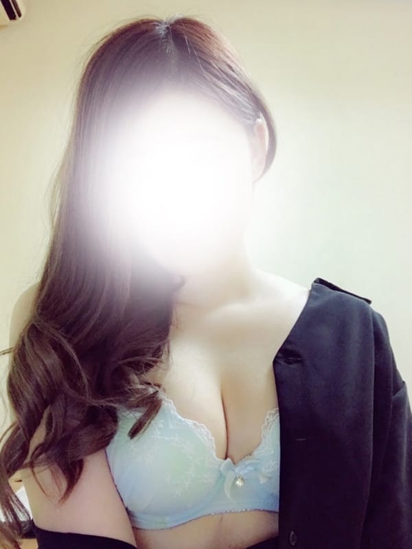 愛香|リュウの宅急便で評判の女の子