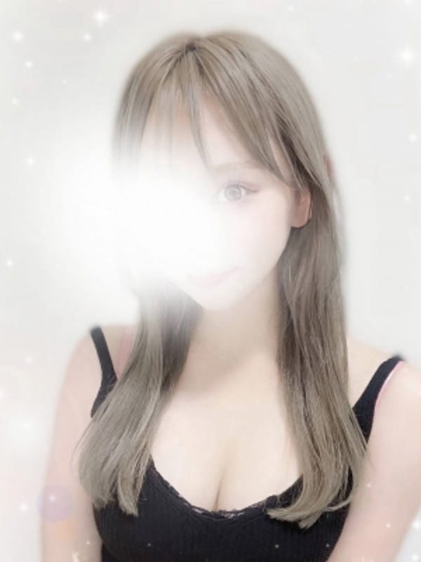 三上 りな